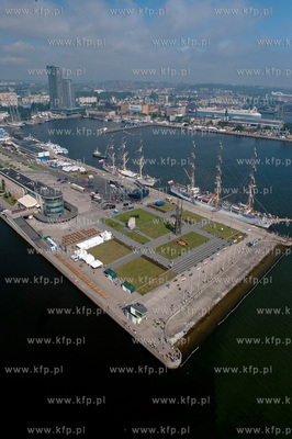 Tall Ships' Races 2009 w Gdyni z lotu ptaka. Zlot Wielkich...