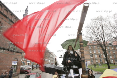 W Gdansku rozpoczal sie II miedzynarodowy Festiwal...
