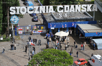 Gdansk. Plac Solidarnosci. Obchody 20 rocznicy obalenia...