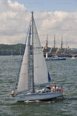 Jacht Filmar II na wodach Zatoki Gdanskiej 05.07.2009...