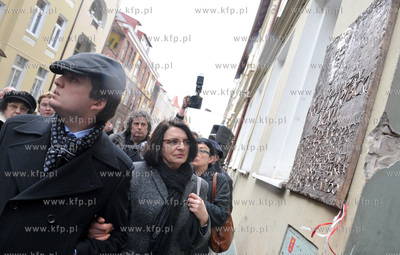 Odsloniecie tablicy pamiatkowej poswieconej pamieci...