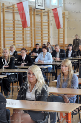 Egzamin maturalny z jezyka polskiego w XXI Liceum Ogolnoksztalcacym...