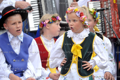 Chmielno. Kaszuby. Inscenizacja wesela kaszubskiego...