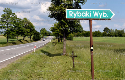 Trasa nr 20 w miejscowości Rybaki niedaleko Wieżycy...