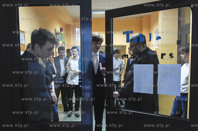 Gdańsk, Przymorze. Egzamin gimnazjalny w Gimnazjum...