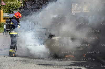 Pożar samochody na Matarnii na skrzyzowaniu ul. Słowackiego...