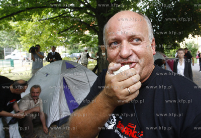 Sopot. Kilkudziesieciu zwiazkowcow ze stoczni Gdansk...