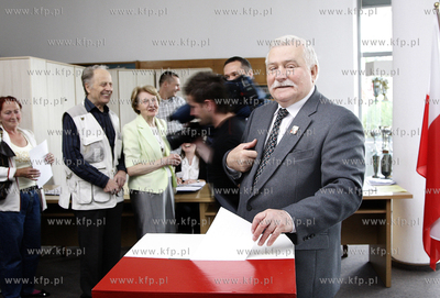 Gdansk. Wybory prezydenckie. Glosuje Lech Walesa.
20.06.2010
fot....