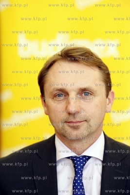 Gdansk. Urzad Marszalkowski.Podpisanie umowy na wybudowanie...