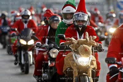 Gdansk. Ul.Marynarki Polskiej. XII edycja parady Mikolaje...