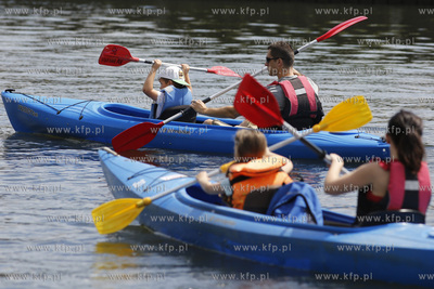 Gdańsk. Przystań Żabi Kruk. Wodna Fiesta.
19.06.2016
fot....