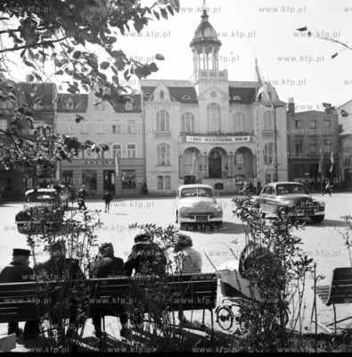 Rynek w Wejherowie. 0002673z 09.1965 Fot. Zbigniew...