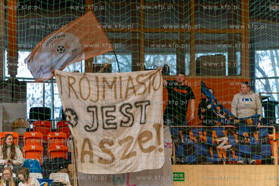 Hala 100-lecia w Sopocie.  Turniej piłki nożnej kobiet...