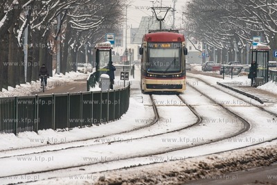 Gdańsk, Zimowy krajobraz -Prtzystanek tramwajowy Zamnehofa...