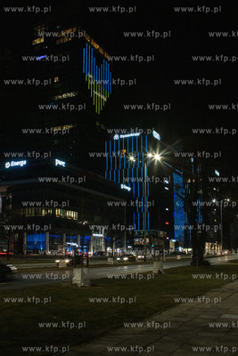 Gdańsk. Olivia Business Centre. Nz. Solidarni z Ukrainą...