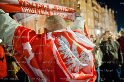 Gdansk. Dlugi Targ. Kibice niemieccy, greccy i polscy...
