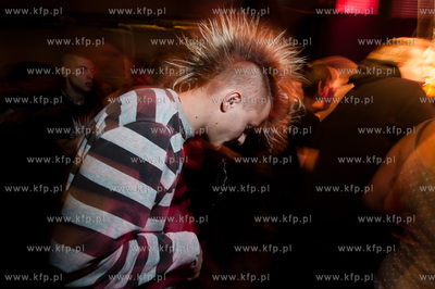 Gdynia. Klub Muzyczny Ucho. Objazdowy festiwal punkowy...