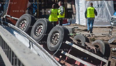 Gdynia. Skrzyzowanie ul. Morskiej i zjazdu z Estakady...