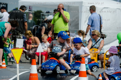 Gdansk. Teren przy Stadione Energa. Festyn Rodzinny...