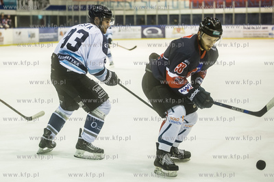 Gdańsk. Hala Oliwia. Polska Hokej Liga. Mecz o utrzymanie...