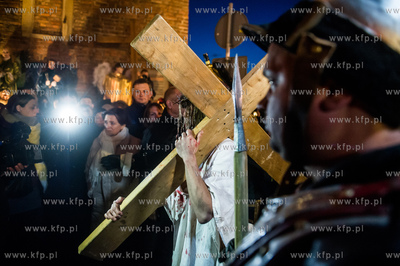 Gdańsk. Plac przed Złota Bramą. XII Misterium Męki...