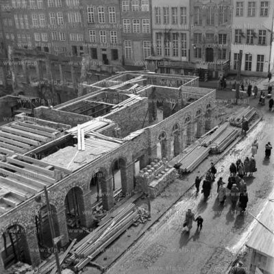 Obdudowa ulicy Kołodziejskiej w Gdańsku.
1960
Fot....