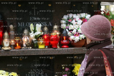 Swieto Wszystkich Swietych na cmetarzu w Kolobrzegu.
01.11.2008
Fot....