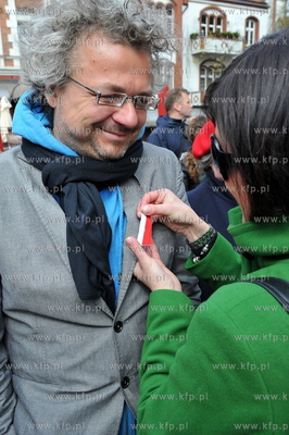 Sopot Ulica Artystow 2011. Performance patriotyczny...