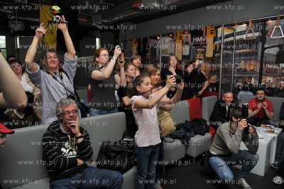 Klub Versalka w Sopocie. Spotkanie siatkarek Atom Trefl...