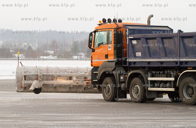 Gdansk, Rebiechowo. Akcja zima w Porcie Lotniczym Gdansk...