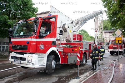 Pozar zabytkowego mlyna w Starogardzie Gdanskim. 26.05.2013...