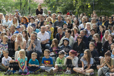 Gdańsk. Festiwal teatrów Ulicznych FETA. Dansk Rakkerpak...