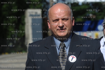 Po decyzji komisji UE o nie zamykaniu Stoczni Gdansk...