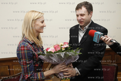 Sopot. Anna Rogowska odbiera z rak prezydenta Jacka...