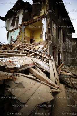 Gdańsk. Rozbiorki budynkow mieszkalnych przy ul. Marynarki...
