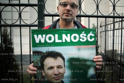 Protest pod konsulatem Rosji  przy ul. Boterego w Gdansku
przeciwko...