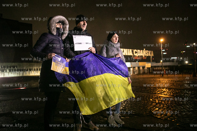 Stand With Ukraine. Wiec poparcia dla Ukrainy na placu...