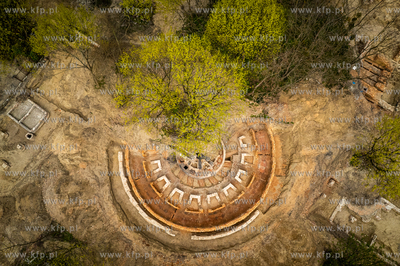 Na terenie za sopocką strażą pożarną w kierunku...