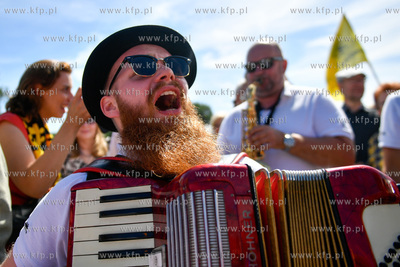 Kościerzyna. XXV Światowy Zjazd Kaszubów. Przyjazd...