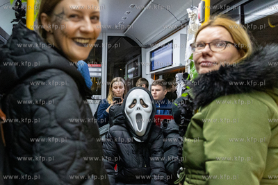 Gdńsk. Halloweenowy tramwaj. 31.10.2024 / fot. Anna...