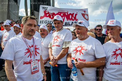 Gdansk. Plac Solidarnosci. Pokojowa manifestacja zwiazkowcow,...