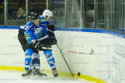 Gdansk. Hala Olivia. Mecz pierwszej ligi hokeja MH...