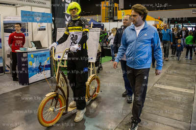 Miedzynarodowe Targi Gdanskie Amber Expo. Free Time...