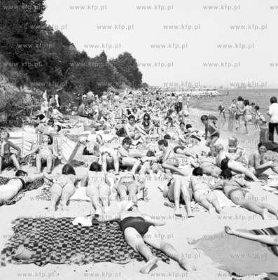 Plaza w Gdyni na wysokosci Redlowa. 10.07.1972 Lipiec...