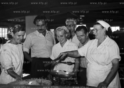 Przekazanie praktycznej wiedzy młodym adeptom. ( lata60...