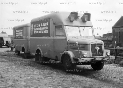 Mobilny punkt sprzedaży WZGS Gdańsk. 
0005319z
Fot....
