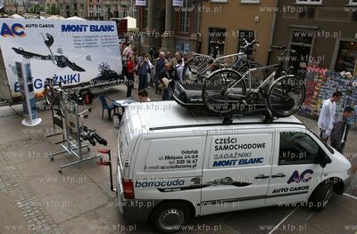 Gdansk, ul. Dluga  Nz. Targi Motoshow na starowce
17.05.2008
fot....