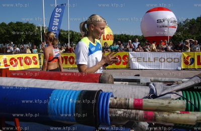Sopot. Zawody Tyczka na Molo 2008 najstarszy i najwiekszy...