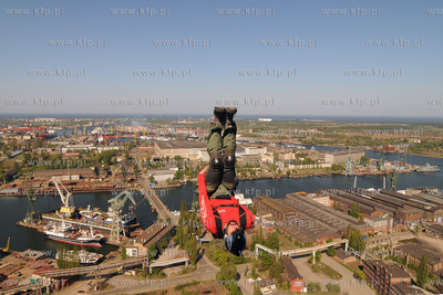 Mlode Miasto w Gdansku. Zawody Diverse Crane Boogie...