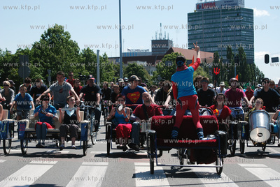 Najwieksza w Polsce uliczna demostracja rowerowa czyli...